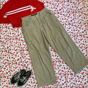 Last call! Vintage Pineapple Express Streetwear Corduroy L